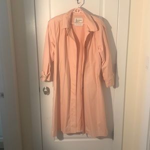 Vintage Pink London Fog trench coat. Excellent condition